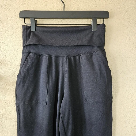 Aerie Offline Jogger Leggings, XS | Black - Picture 3 of 5